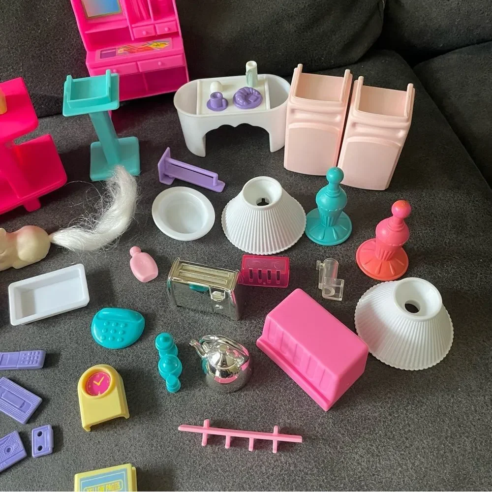 1990s Barbie Miscellaneous Home Accessories Photo Album Kitty Lamps Desk